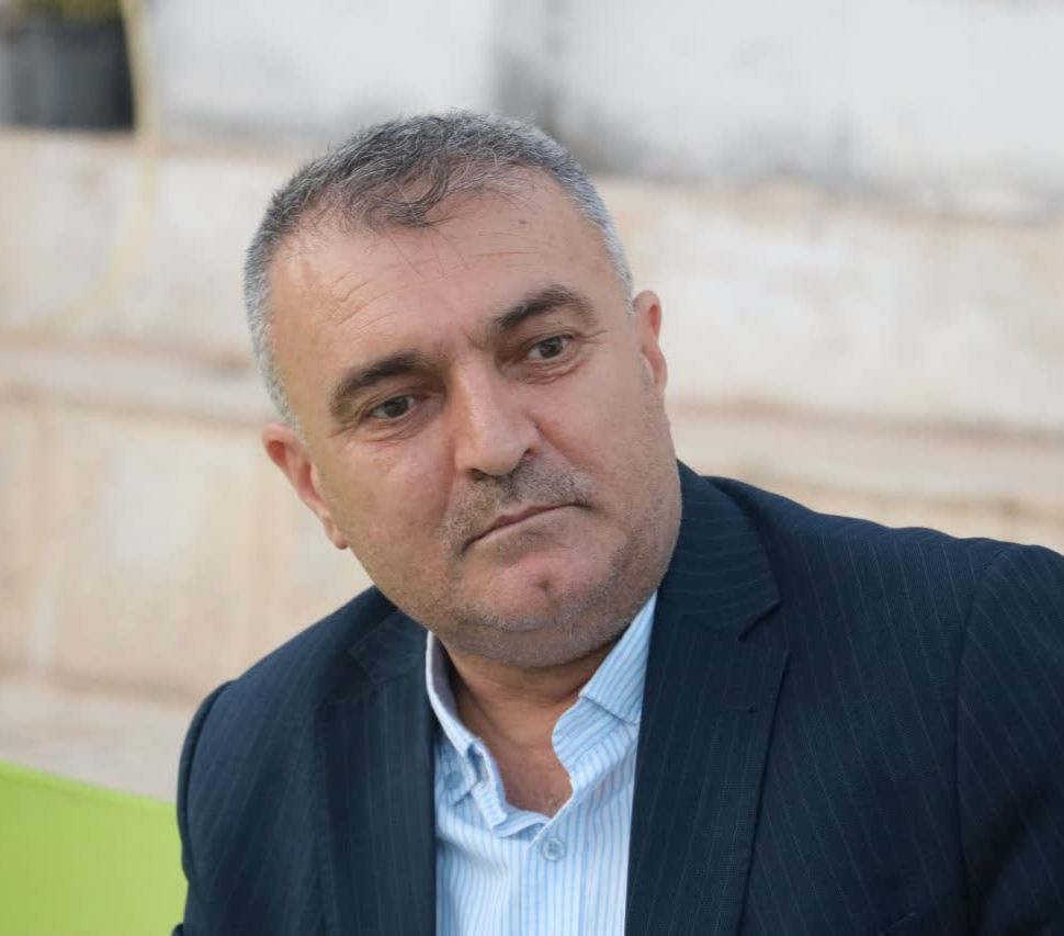 مرد صبور دهکده خاطرات 